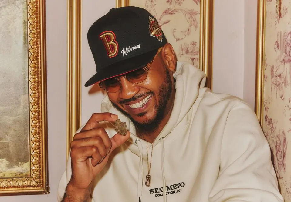 Carmelo Anthony lors du lancement de StayMe7o et Grand National le 20 Avril 2024.